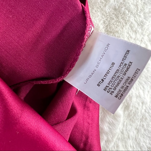 NEW Pink Silky Fitted Tiered Double Zip Mini Dress by Urban Behaviour Sz Medium - Picture 4 of 8